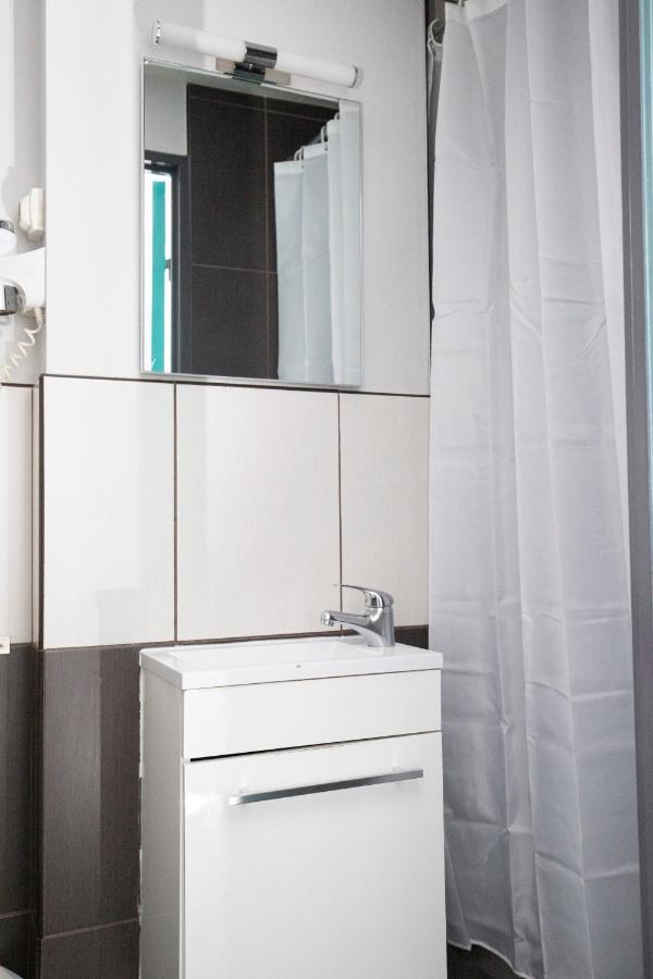 Wink Hotel Juvisy 외부 사진