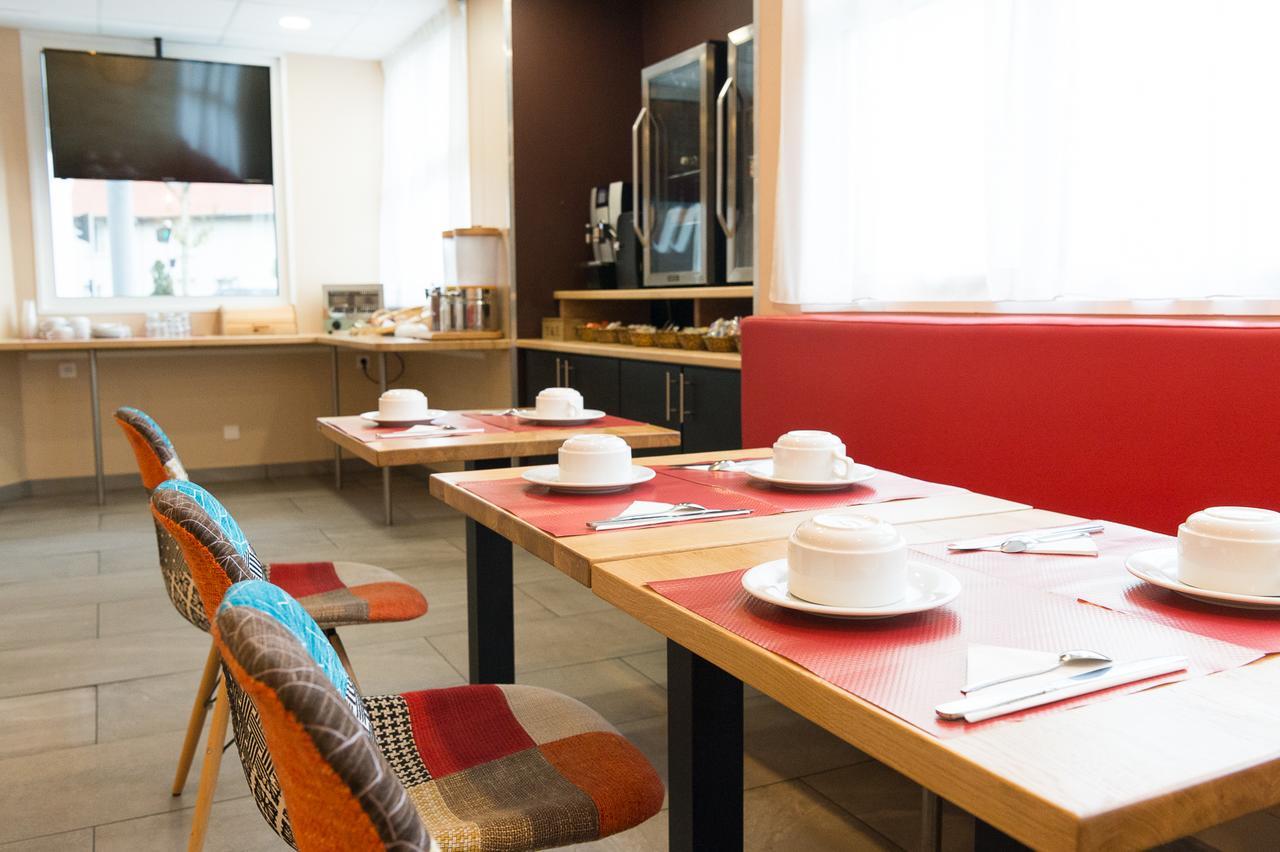 Wink Hotel Juvisy 외부 사진